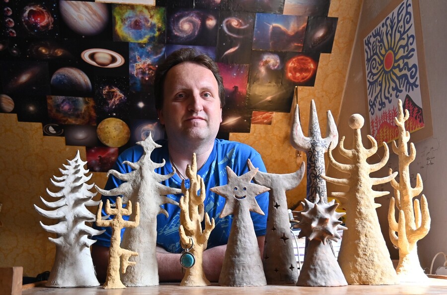 Lukáš VLČEK a jeho keramika (Lukáš VLČEK and his ceramics), 2022